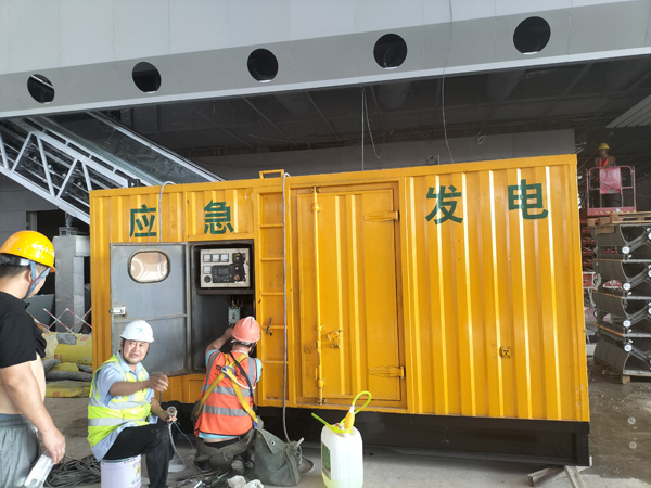 湘西怎样判断空气滤清器是否需要更换？