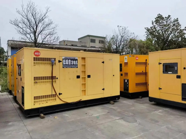 湘西如何检查柴油发电机的空气滤清器是否需要更换？